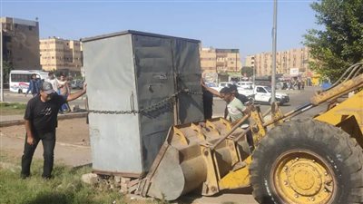 وزير الإسكان يُصدر قرارات لإزالة مخالفات بناء بالقطاعين الأول والثاني بالساحل الشمالي الغربي