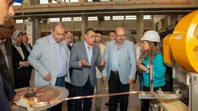 وزير الدولة للإنتاج الحربي يتفقد شركة أبو زعبل للصناعات المتخصصة