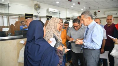 محافظ الغربية يتفقد المركز التكنولوجي لخدمة المواطنين ويستمع للطلبات والشكاوى