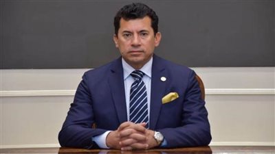 وزير الرياضة يطمئن هاتفيا على اللاعب سعيد خليل بطل أفريقيا في كمال الأجسام