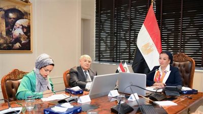 وزيرة البيئة تدير مع نظيرها الكندي جلسة تشاورية مع ممثلي المجتمع المدني بشأن تمويل المناخ وآليات التنفيذ