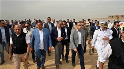 رئيس الوزراء يشهد اصطفافا لمعدات مراكز محافظة الفيوم استعدادا لموسم الأمطار ومجابهة الازمات والكوارث