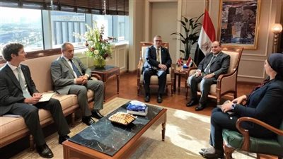 وزير التجارة والصناعة يستقبل مبعوث قمة الإستثمار «البريطانية- الإفريقية» بالعاصمة الإدارية الجديدة 