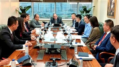 وزير التجارة والصناعة يبحث مع وفد بنك الاستيراد والتصدير الصيني تعزيز سبل التعاون الاقتصادي (صور)