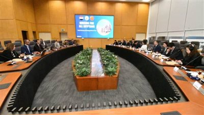 مسئولو الإسكان يبحثون مع مسئولي مدينة تشونغتشينغ الصينية سبل التعاون