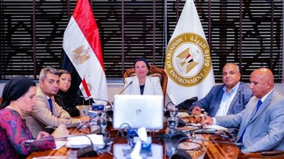 وزيرة البيئة ومحافظ الفيوم يعقدان اجتماعا موسعا لبحث آليات تنفيذ مشروع الملاذ الآمن للحياة البرية بمحمية وادي الريان