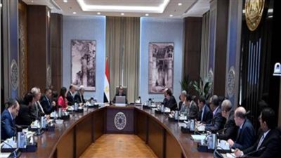 رئيس الوزراء يتابع مستجدات مشروع تطوير الهوية البصرية للطريق الدائري