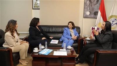 مايا مرسي تطالب مسئولة أممية بإيصال صوت المرأة والفتاة الفلسطينية إلي العالم