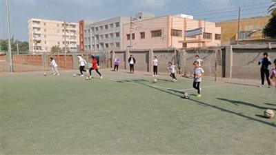 الشباب والرياضة بالبحيرة تواصل تنفيذ مشروع اللقاءات الرياضية للفتيات في خماسي كرة القدم