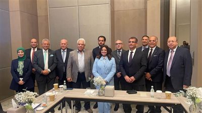 وزيرة الهجرة تلتقي مع مجموعة متميزة من كبار المستثمرين ورجال الأعمال المصريين في الخارج