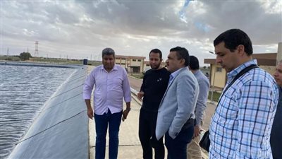 ‫وزير الإسكان يتابع موقف مشروعات تطوير منظومة الصرف الصحي والطرق بمدينة برج العرب الجديدة