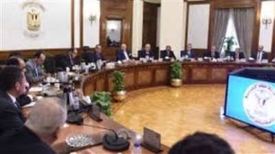 الحكومة تؤكد التزامها بسداد المستحقات المالية للشركات المنضبطة بتنفيذ مشروعات حياة كريمة