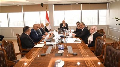 وزير الإسكان يتابع معدلات تنمية أراضي الساحل الشمالي الغربي