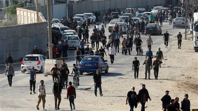 وزير إسرائيلي: عودة العمال الفلسطينيين خطأ ويمثل خطورة