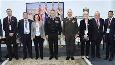 لقاءات ثنائية لقادة الأفرع الرئيسية وكبار قادة القوات المسلحة على هامش معرض إيديكس 2023