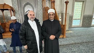 الشيخ مهاجري زيان يصلي الجمعة بالمركز الإسلامي بروما ويلتقي الشيخ الرفاعي الشحات إمام المسجد (صور)