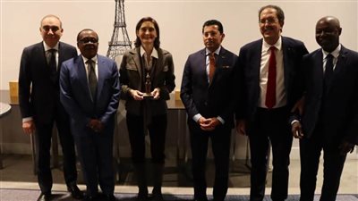 وزير الرياضة يلتقي نظيرته الفرنسية لبحث عددا من مسارات التعاون المشترك في إطار استضافة فرنسا للأوليمبياد