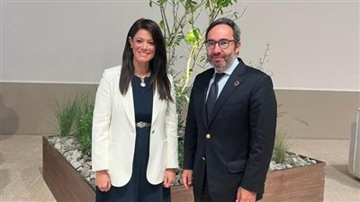 وزيرة التعاون الدولي تدعو الرئيس التنفيذي لمكتب الأمم المتحدة لخدمات المشاريع لزيارة مصر 