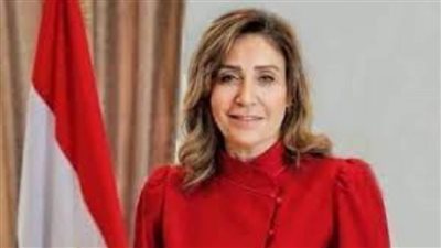 وزيرة الثقافة توجه بطباعة الأعمال الفائزة بمسابقة 