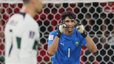 على حساب الشناوي.. ياسين بونو أفضل حارس مرمى في إفريقيا