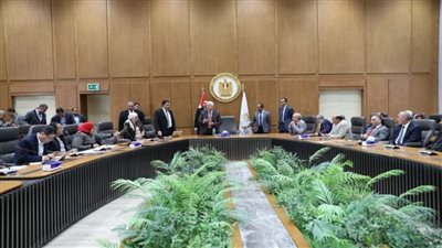 وزير التعليم العالي يعلن أسماء الفائزين بقرعة الحج للعاملين بالوزارة لعام 2024 (صور)