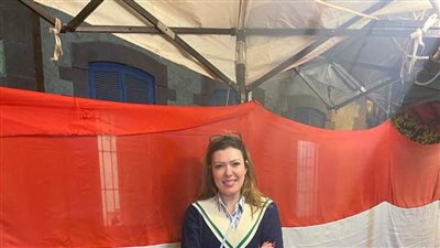 بالصور.. الاعلامية شريهان أبو الحسن تدلى بصوتها فى الانتخابات الرئاسية