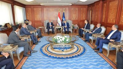 «النقل» و«قناة السويس» يبحثان مع شركة البحري السعودية الشراكة والتعاون