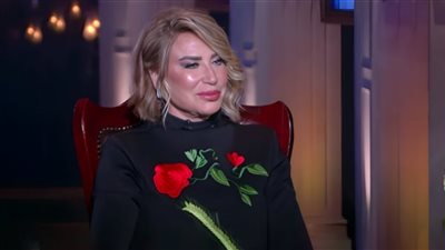 الخميس.. إيناس الدغيدي تفتح خزائن أسرارها فى حبر سرى