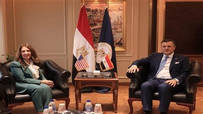 وزير السياحة والآثار يلتقي سفيرة الولايات المتحدة الأمريكية بالقاهرة لبحث تعزيز سبل التعاون 