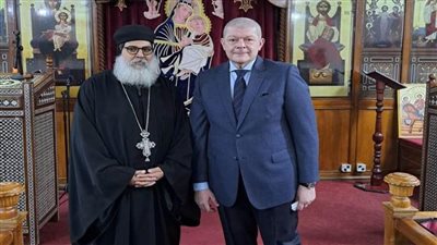 السفير المصري في بغداد يثمن التنسيق القائم مع الكنيسة القبطية بالعراق