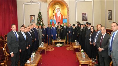 النائب العام ومجلس القضاء الأعلى يزورون البابا تواضروس للتهنئة بعيد الميلاد المجيد