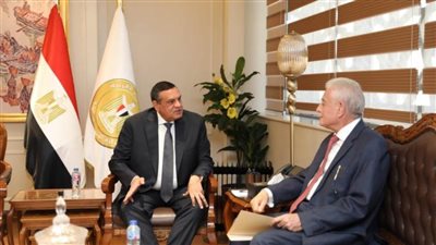 وزير التنمية المحلية يتابع مع محافظ جنوب سيناء استكمال جهود المحافظة في تنفيذ المشروعات التنموية والخدمية