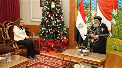 وزيرة التخطيط تهنئ البابا تواضروس بعيد الميلاد المجيد (صور)