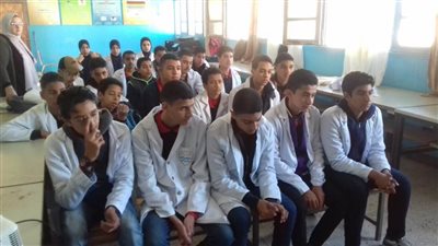 ثقافة بورسعيد تقدم لقاءات توعوية للطلاب ضمن برنامج المدرسة المبدعة 