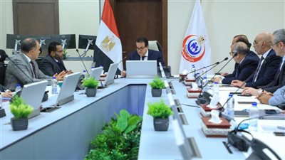وزير الصحة يوجه الشكر لقيادات الوزارة والعاملين بها على نجاح خطة التأمين الطبي للانتخابات الرئاسية (صور)
