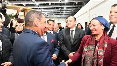 وزيرا البيئة والتجارة يفتتحان الدورة الجديدة لمعرض Plastex2024 (صور)
