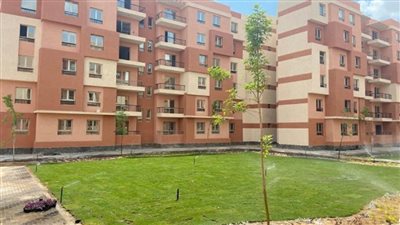 38924 مواطنًا تقدموا لحجز الشقق المطروحة بمدينتي العبور وأسيوط الجديدتين (صور)