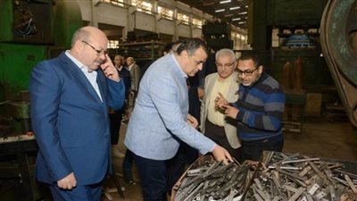 وزير الدولة للإنتاج الحربي يتابع انتظام سير العمل في 