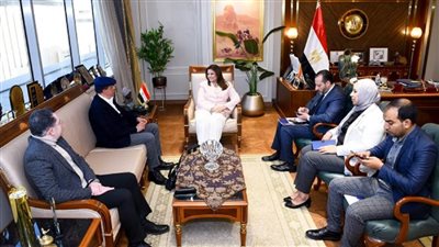 وزيرة الهجرة تستقبل خبيرا مصريا في الهندسة الحيوية بالولايات المتحدة الأمريكية (صور)