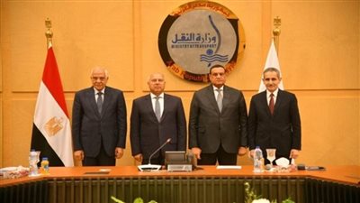 وزير النقل: تشجيع القطاع الخاص على المشاركة في تعظيم منظومة النقل الجماعي (صور)