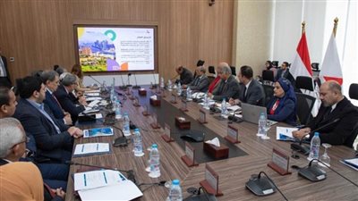 «معلومات الوزراء» يُطلق أولى جلسات الحوار الوطني الشامل بشأن وثيقة «أبرز التوجهات الاستراتيجية للاقتصاد المصري» (صور)