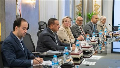 وزير الإنتاج الحربي يبحث مستجدات محطة تحويل المخلفات لطاقة كهربائية بأبو رواش (صور)