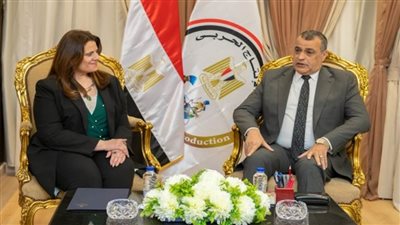 وزير الإنتاج الحربي يستقبل وزيرة الهجرة لبحث التعاون لدعم المصريين بالخارج (صور)