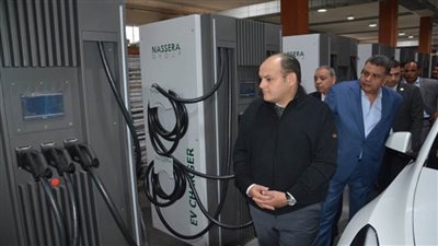 وزير التجارة يزور المنطقة الصناعية بالعبور (صور)