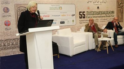 تشكيليون بمعرض الكتاب: التوثيق يحفظ التراث والهوية