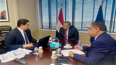 وزير السياحة يواصل اجتماعاته الدورية لمتابعة تطورات تحسين جانب العرض بالمقصد السياحي المصري