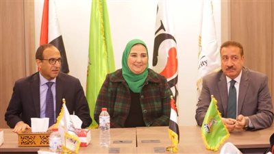 وزيرة التضامن ومحافظ المنوفية يفتتحان فرعا جديدا لبنك ناصر الاجتماعي بشبين الكوم