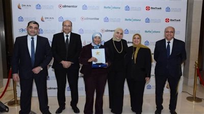 فوز «المالية» و«الضرائب» بجائزة «أفضل منصة» و«أفضل محتوى إبداعي» من معهد الحكومات الاجتماعية بأبوظبي (صور)