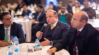 رئيس الرقابة المالية يلقي الكلمة الرئيسية بالمؤتمر السنوي للجمعية المصرية لخبراء الاستثمار 