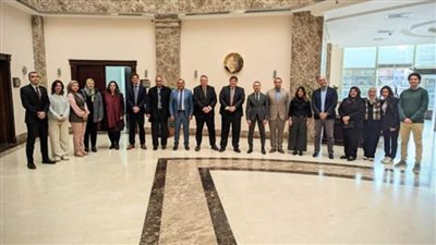 عاشور: تنفيذ أهداف الاستراتيجية الوطنية للتعليم العالي لربط البرامج الدراسية بسوق العمل (صور)